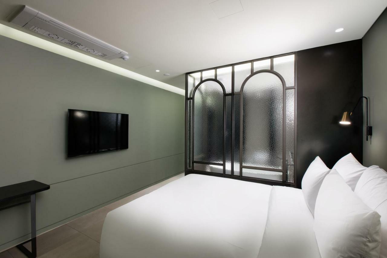 Deluxe Double Room,664389138:JPEG