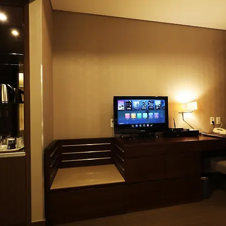 Bridge Hotel Incheon Songdo-3